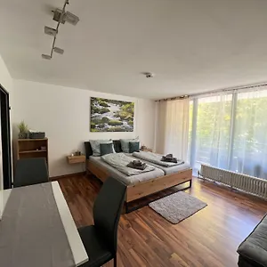 Apartment Helle Am Waldrand - Mit Balkon, Pool & Sauna, Freyung